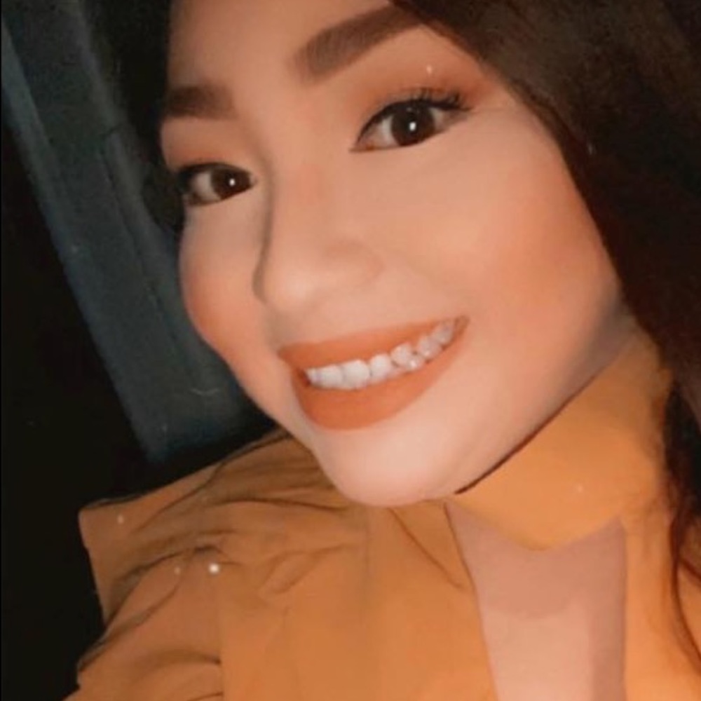Meet your Posher, Tanit